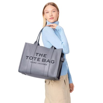 THE LEATHER LARGE TOTE BAG